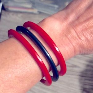 Set of 3 vintage 1950’s acrylic bangle bracelets